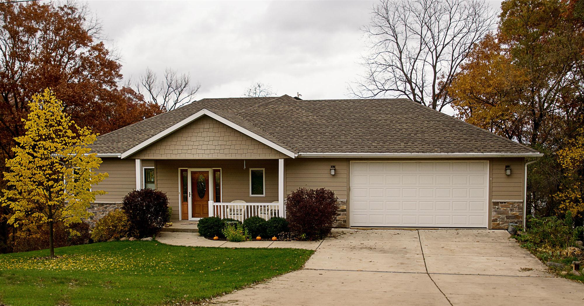 Designer Ranch Home - WI Designer Ranch Home - WI